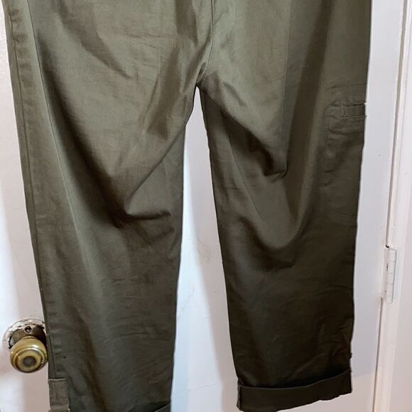 ELLIOT LAUREN Olive Green Cuff Crop Pant-8 - Picture 6 of 7